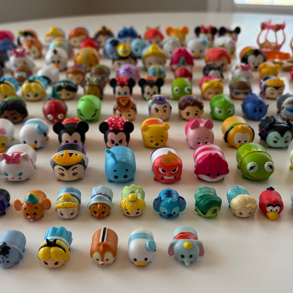 Disney Tsum Tsum Stackable Toy Figurines Lot - Picture 3 of 12